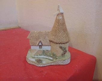 Vintage David Winter Cottages, Single Oast by John Hine Studios