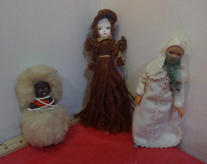 Vintage Dolls, Dolls with Fur, Made from Twine and Plastic