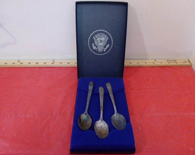 Vintage Bicentennial WM Rogers Silver Platted President Spoons, Andrew Jackson, Martin Van Buren, Willian Harrison, 1976