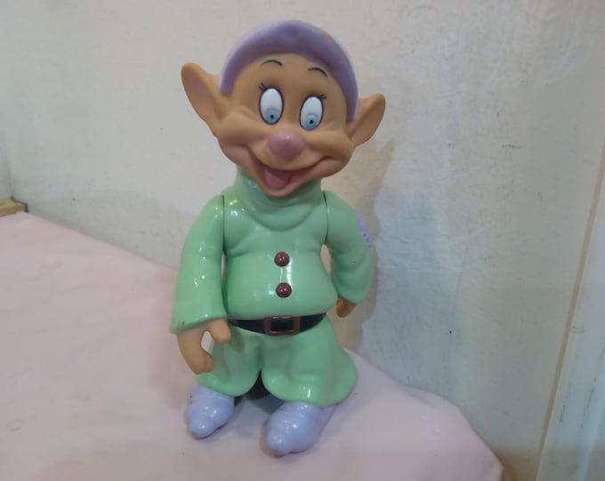 Vintage Disney Figures, Snow White and the Seven Dwarves Figurines, Dopey, Bashful, Doc, Grumpy, Sneezy, and Sleepy, 2000's
