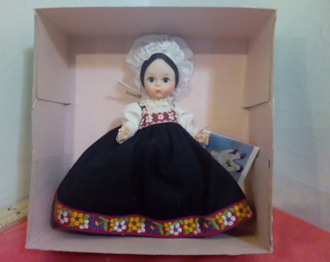 Vintage Doll, Madame Alexander Doll, Norway, #584