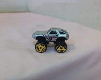 Vintage Toy Vehicles, Mini-Micro or Micro Machines Vehicles, Lena's Lighting, Race Cars, Dune Buggies, Convertibles, and Others, 1980's/90's