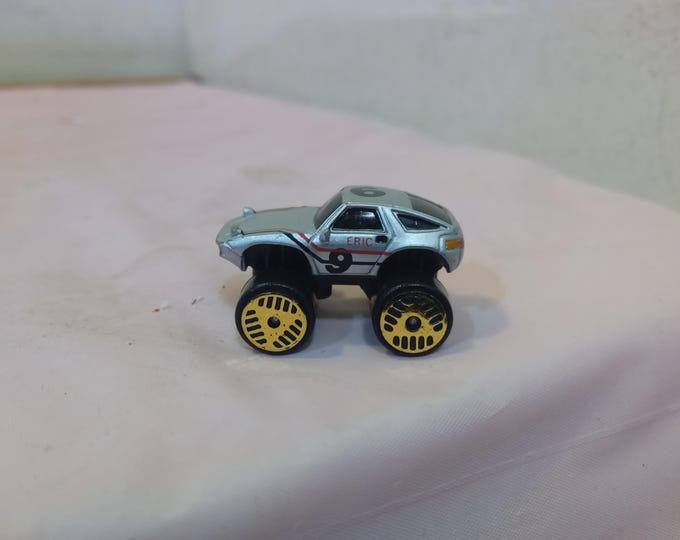 Vintage Toy Vehicles, Mini-Micro or Micro Machines Vehicles, Lena's Lighting, Race Cars, Dune Buggies, Convertibles, and Others, 1980's/90's