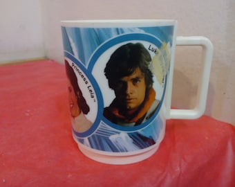 Vintage Plastic Coffee Cup/Child's Cup, Star Wars Plastic Cup "Empire Strikes Back" by Deka Plastic, 1980#