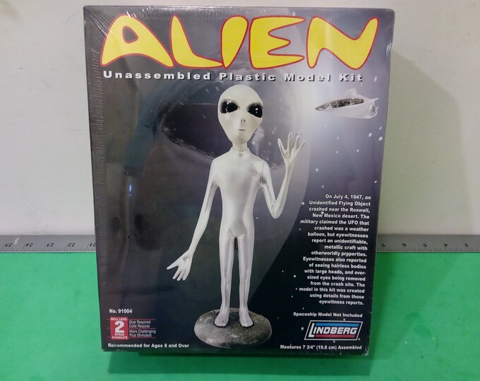 Alien Model Kit by Lindberg, 2006~