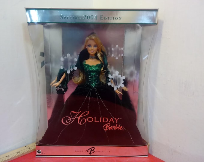 Vintage Barbie Dolls, Happy Holidays Special Edition, 1995, 2004, 2001, 2002, 2005, and Others, 1990/00's