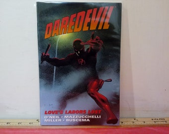 Vintage Comic Books, Marvel Graphic Novel Book "Daredevil Loves Labor Lost", 2002
