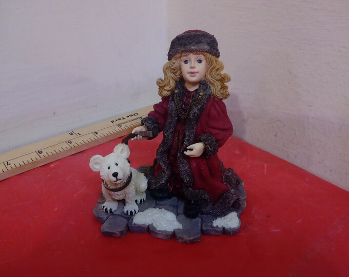 Vintage Resin Figurine, The Boyds Collection, Yesterday Child, The Dollstone Collection "Lara w/Peary Moscow at Night, 2000