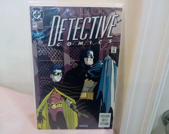 Vintage DC Comic Books, Detective Comics Starring Batman, 1990's