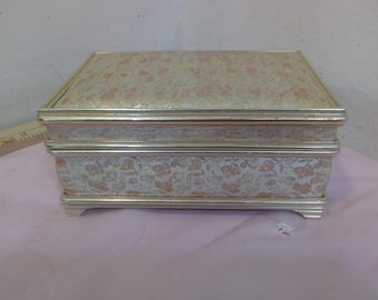 Vintage Jewelry Boxes/Boxes, Kimono Jewlery Box, Glass and Wooden Box with Peacocks and Lady. Wooden Lacquered with Leaves/Flowers