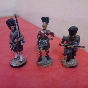 Vintage Metal Figurines, Frankline Mint Soldiers, Highlander Foot 1857, Grenadier Guards 1854, or Piper 71st Highland Infantry 1810, 1980&#39;s