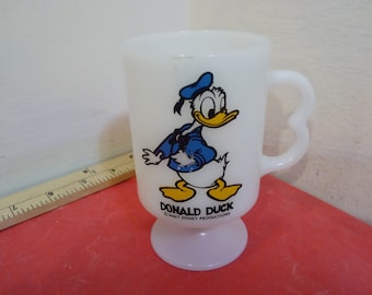 Vintage Disney's Pedestal Mug, Disney's Donald Duck Pedestal Cup, 1980's