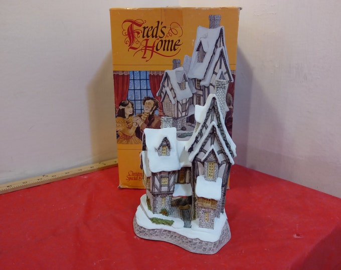 Vintage David Winter Cottages, Fred's Home by John Hine Studios, Large Size, 1991