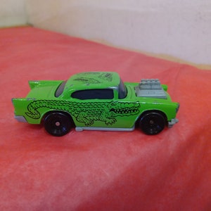 Vintage Die Cast Cars, Hot Wheels, Matchbox, Racing Champions, and Others