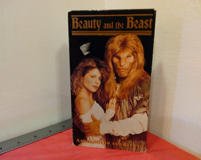 Vintage VHS Movie Tape, Beauty and the Beast, Linda Hamilton, 1988~