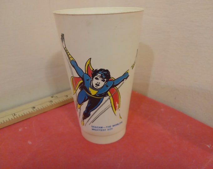 Vintage 7-11 Slurpee Plastic Cup, DC Comic Super Heroes and Villains', "Shazam", 1973#