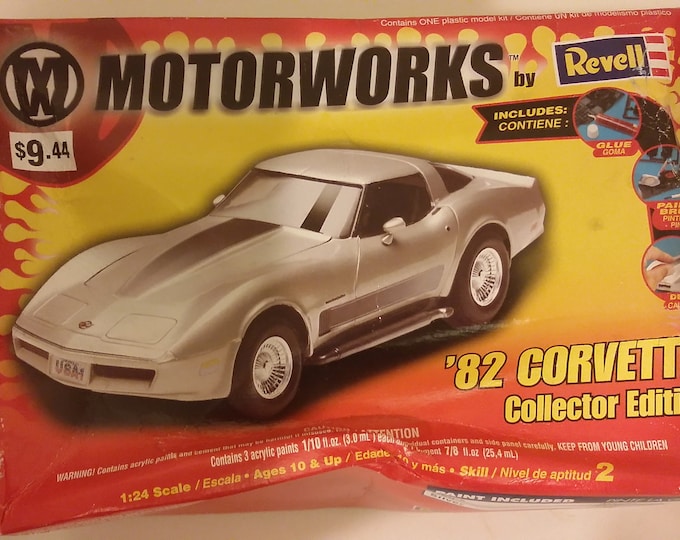 Motorworks 1982 Corvette Collector Edition - Revell #85-1256 - 1/25 Scale- 2005