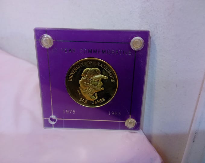 Vintage Coin/Medal Commemorative Coin, University of Washington 10 Year Commemorative Coin for Don James the Coach for Bowls, 1985