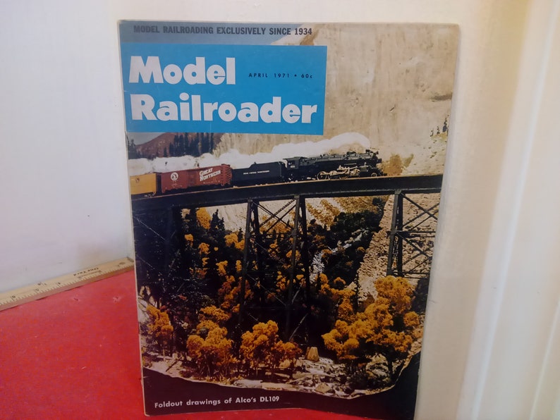 Vintage Model Train Magazines, Railroad Model Craftsman and Model ...