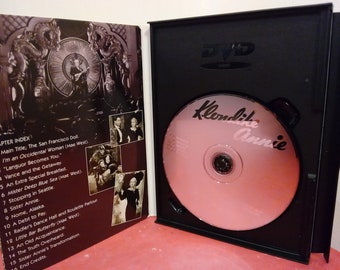 WEST.CD、DVD 41XlNf9ooFL._UF350,350_QL50_.jpg