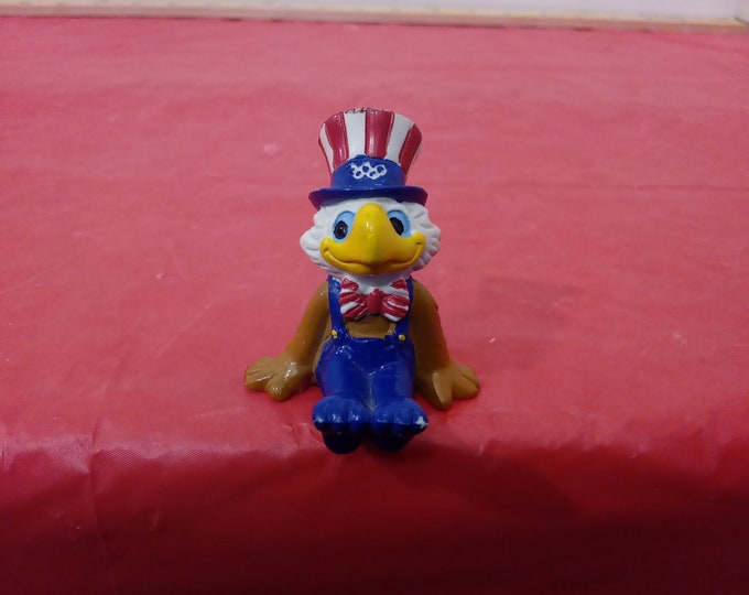 Vintage Olympic Eagle Figurine, Olympic Eagle Sitting Figurine from Los Angeles Olympics, 1980's#