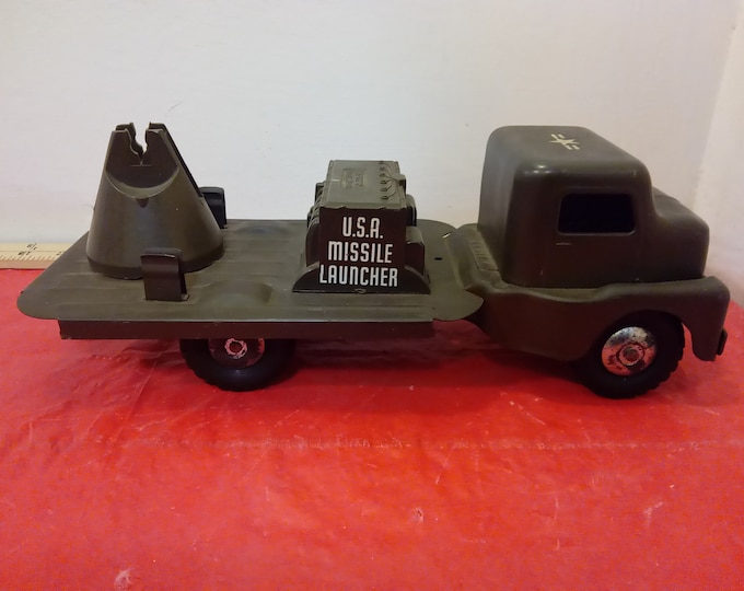 Vintage Toy Truck, Press Steel and Plastic Army Truck GMC COE Cab, U.S.A. Missile Launcher by Structo Toys, 1950's#