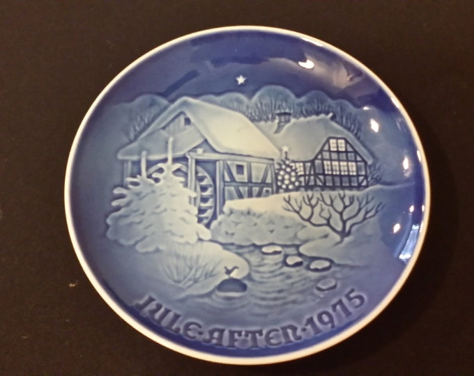Bing & Grondahl Porcelian Plate. Jule after 1975