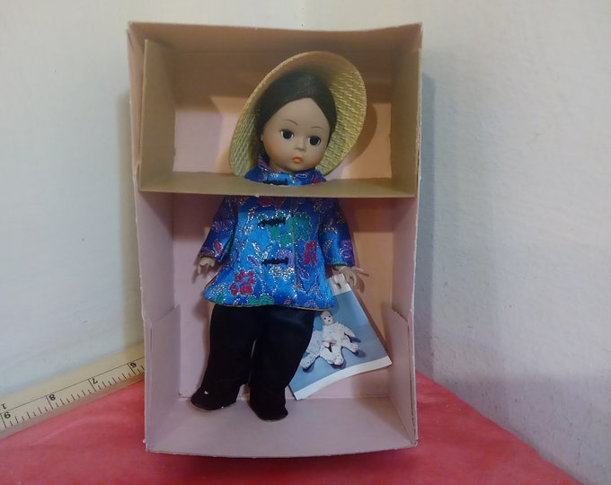 Vintage Doll, Madame Alexander Doll, China, #572