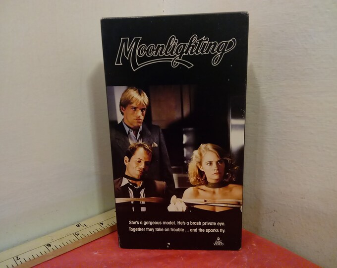 Vintage VHS Movie Tape, Moonlighting, Bruce Willis, 1985~