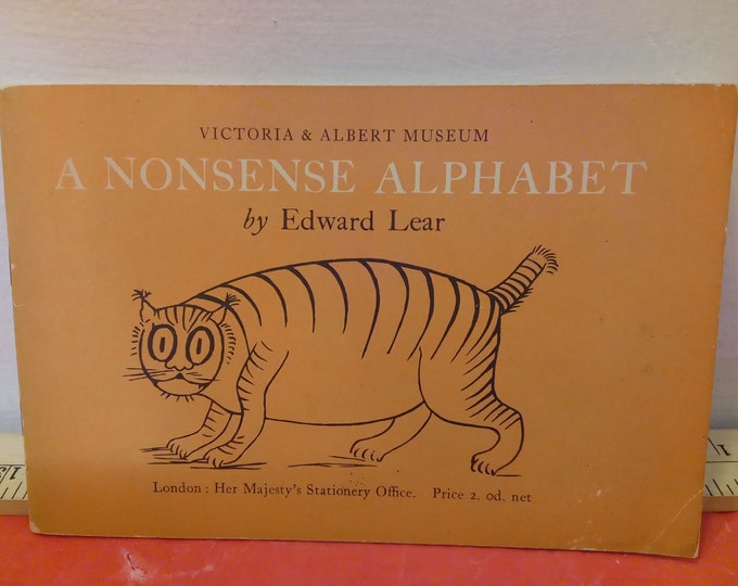 Vintage Soft Cover Book, A Nonsense Alphabet by Edward Lear, Victoria & Albert Museum, 1953