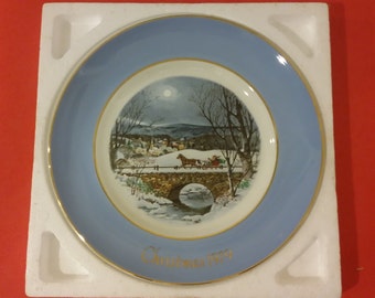 Avon Christmas Plate, "Dashing through the Snow", Enoch Wedgwood Tunstall Ltd. 1979