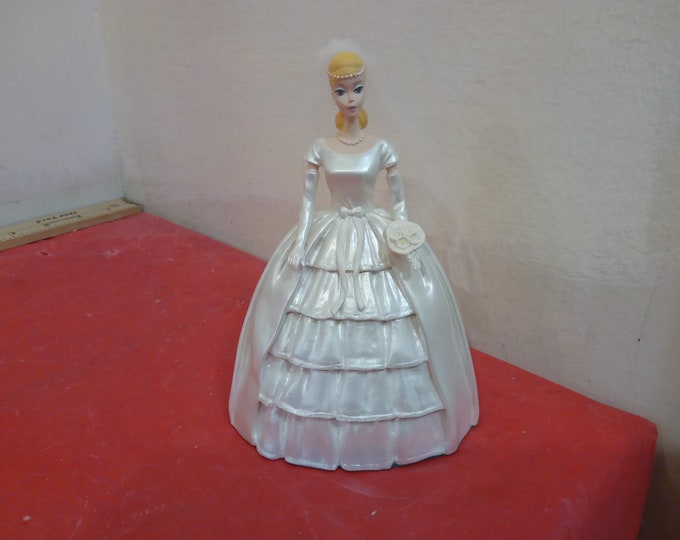 Vintage Doll Figurine, The Classic Barbie Figurine Collection "Bride's Dream" by The Danbury Mint/Mattel, 1993