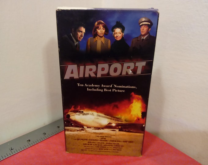 Vintage VHS Movie Tape, Airport, Kurt Russell, 1998~