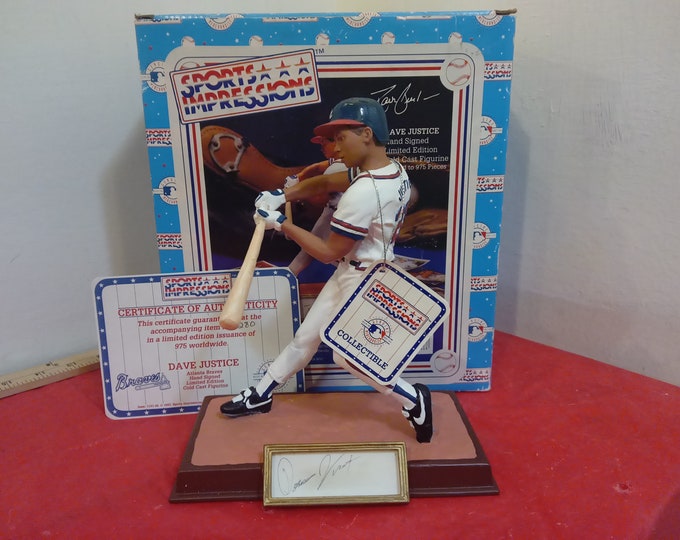 Vintage Baseball Figurine, Sports Impressions "David Justice Hand Signed Limited Edition Figurine", 1993