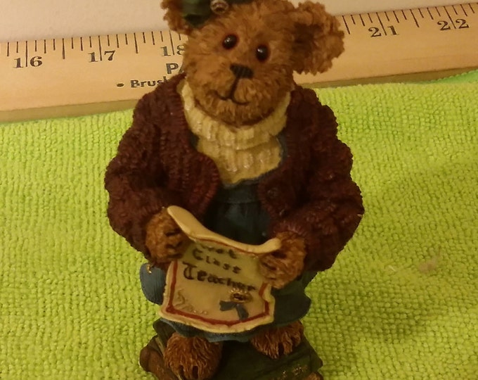 Boyds Bears, Miss Wise-First Class Teacher, 2002