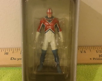 Vintage Action Figure, Marvel Classics Collection, Metal Mini Figure of Captain Britain #21 by Eaglemoss, 2006