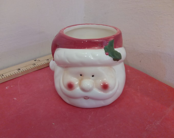 Vintage Royal Norfolk Christmas Planter, Santa Claus Planter in 3D