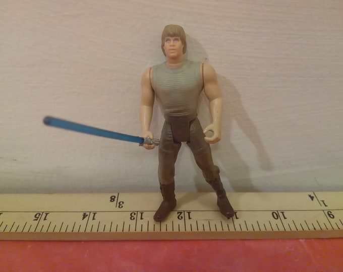 Vintage Star Wars Action Figure, Luke Skywalker in Dagobah Fatigues by Kenner, 1995