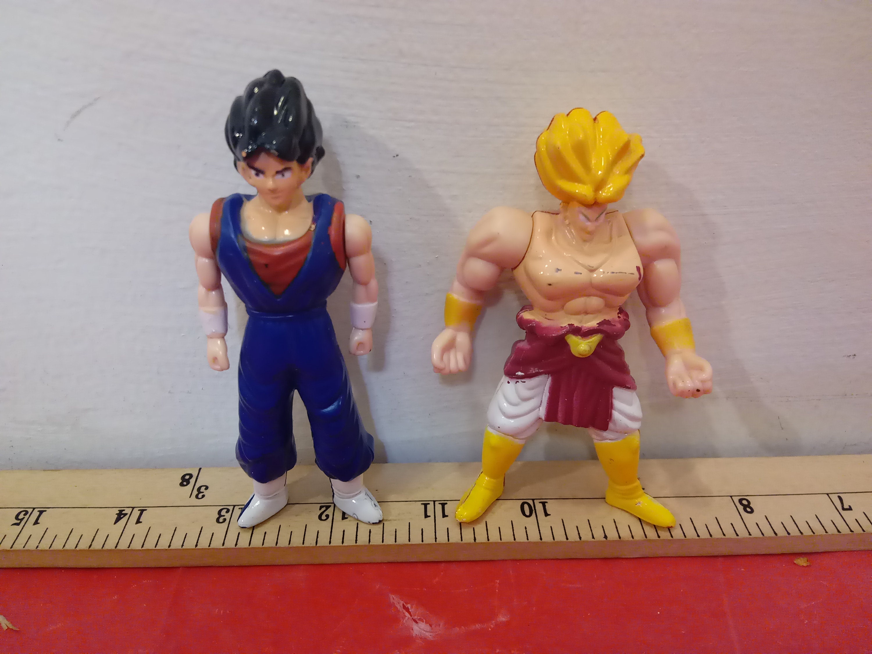 Dragon Ball Evolve Super Saiyan Trunks - 5 Action Figure Retro