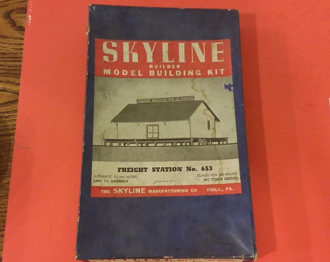 Vintage Train Building Kit, Skyline Model Building Kit, HO Scaled Freight Station # 653