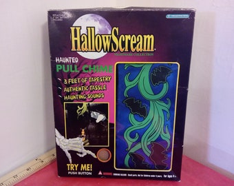 Vintage Halloween Decoration, Hallow Scream Haunted Pull Chime, 1995~
