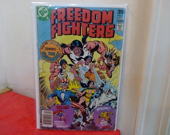 Vintage DC Comic Books, Freedom Fighters, 1970's