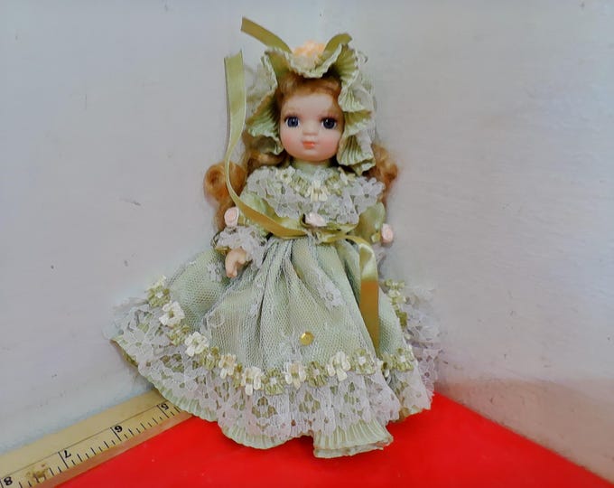 Vintage Dolls, Porcelain and Other Material Dolls, Most with Stands, 1990's