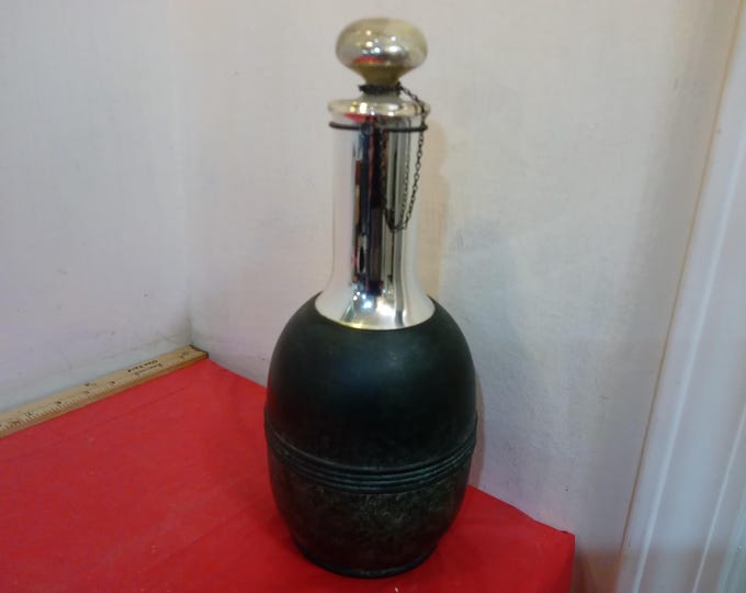 Vintage Vacuum Carafe, Hota Kold Vacuum Carafe by Vacuum Specialty Co., 1909#