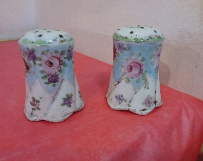 Vintage Salt and Pepper Shakers, Hand Painted Flower Shakers