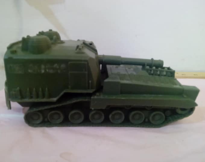 Vintage Pretend Play Plastic Tanks, Ideal Plastic Toy Tanks, Tank w/Machine Gun, or Tank, 1960's