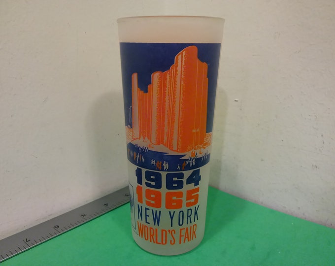 Vintage Collector Glass, New York World's Fair 1964/65 Glass "Hall of Science"