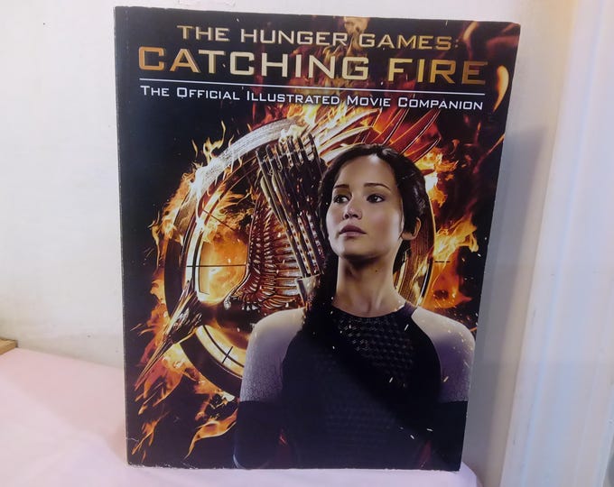 Collectible Movie Book, The Hunger Games Catching Fire "The Official Illustrated Movie Companion", 2013