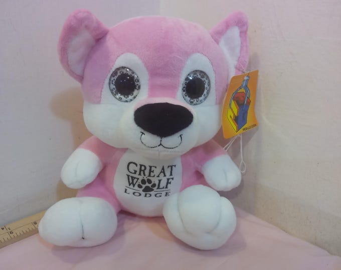 Collectible Stuffed Toy Characters and Animals, Great Wolf Lodge, Toucan, Dig'em, Pinky, and Puppy