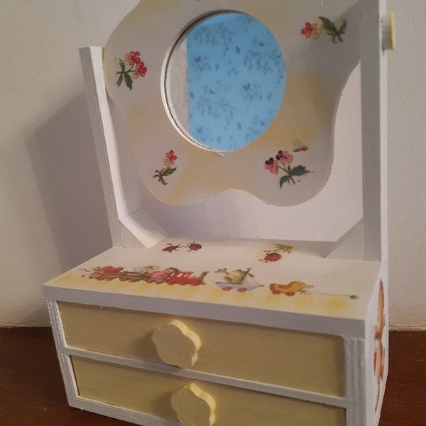 Commode boîte à bijoux enfant